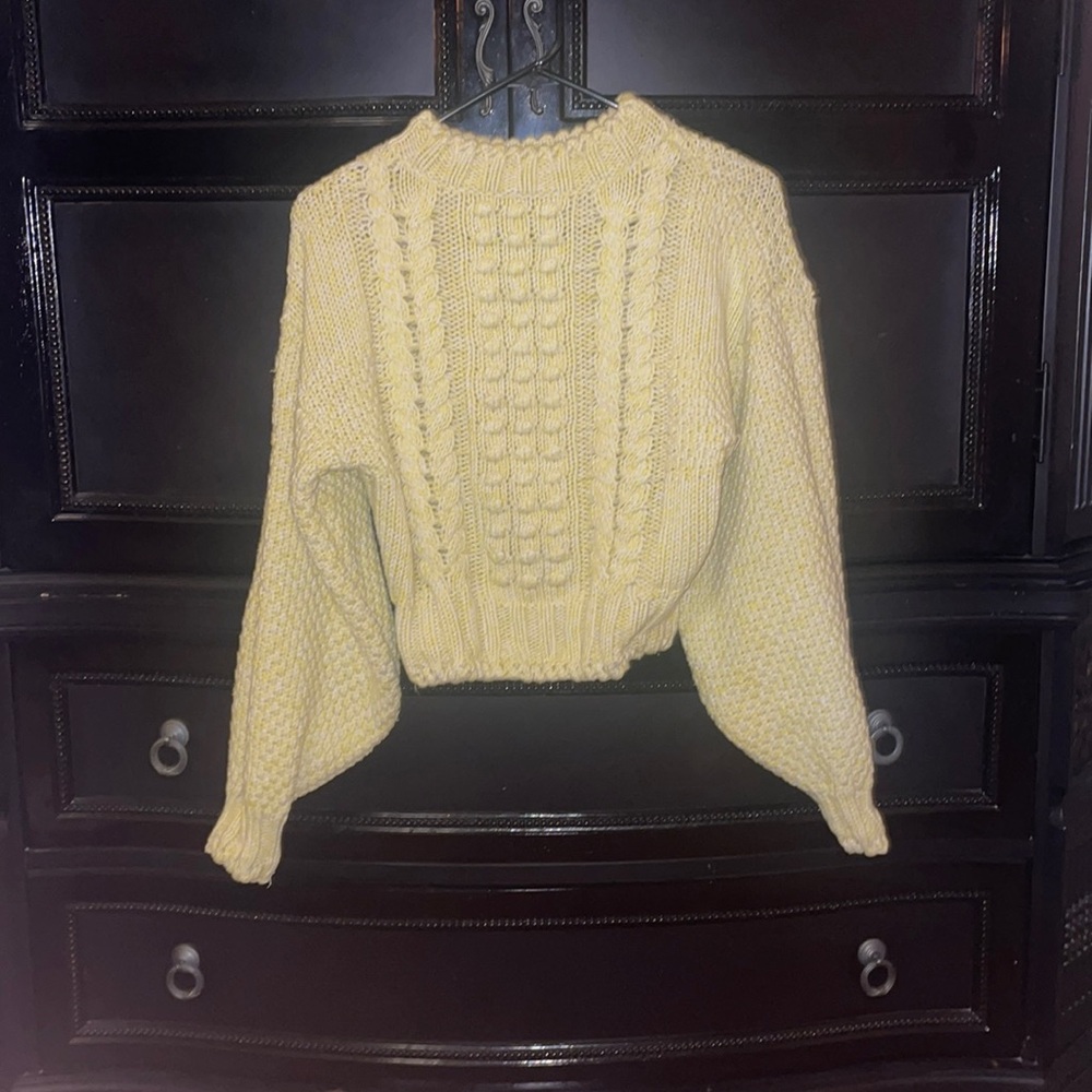 H&M Yellow Knitted Sweater
